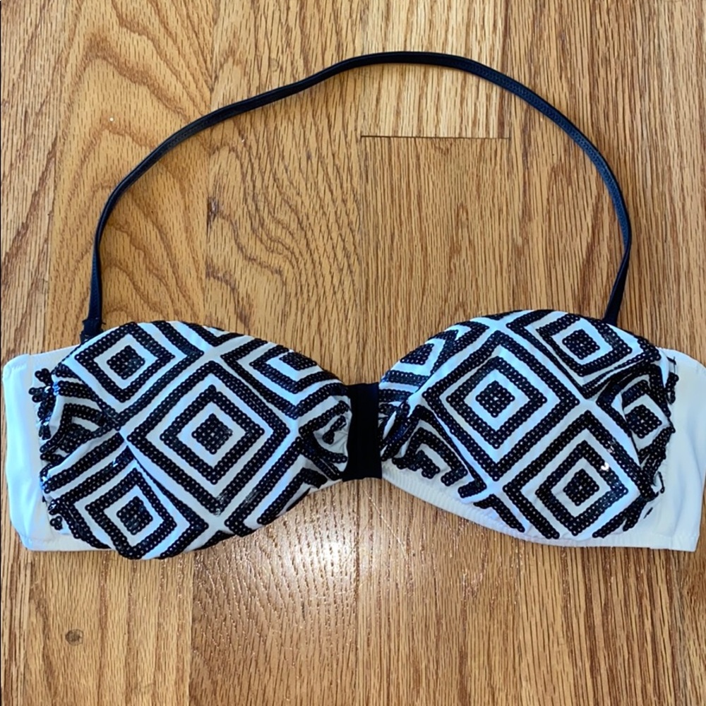 Victoria’s Secret halter bikini top